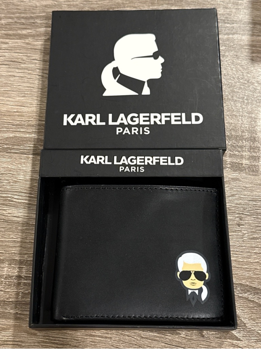 Karl Lagerfeld Black Leather Card & Key Wallet with Icon